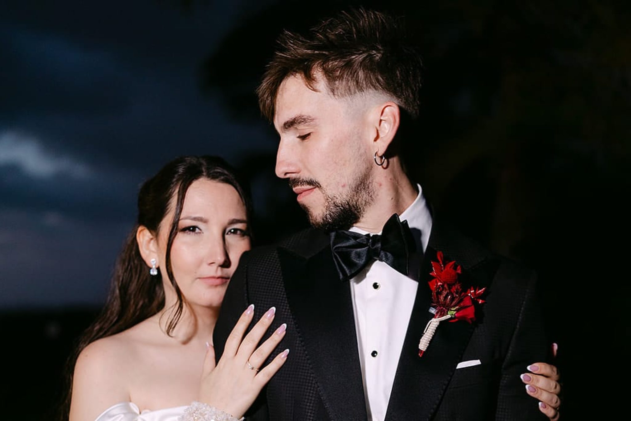 ESTER+TOMY